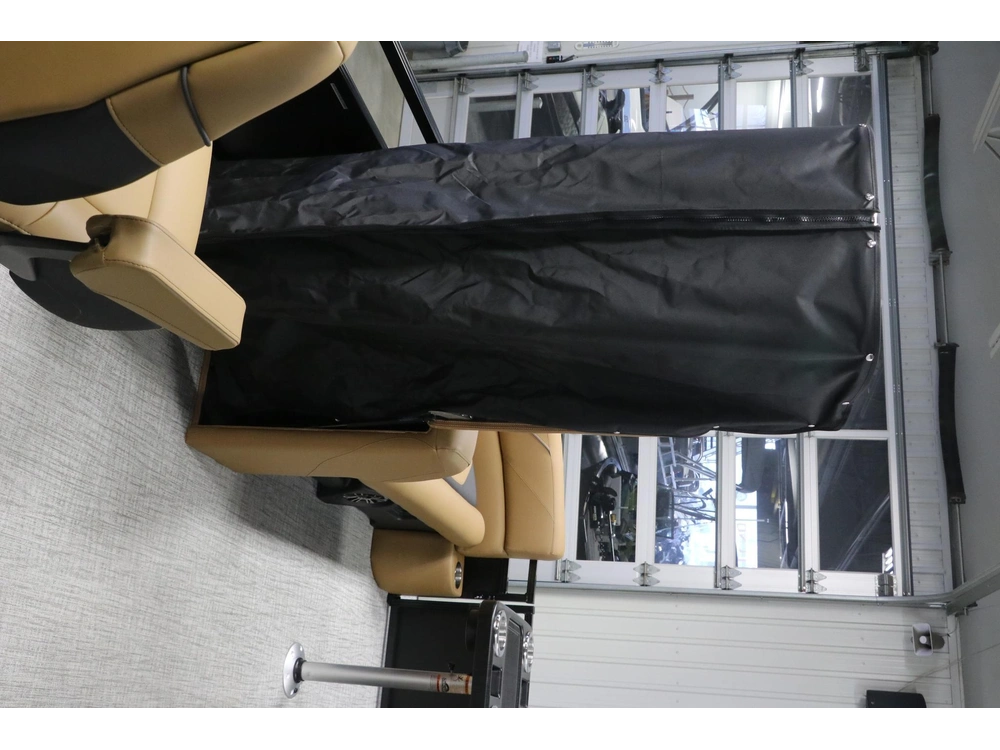 Avalon Venture 2385 Ql + Yamaha Vmax 115 Hp 2026 alt