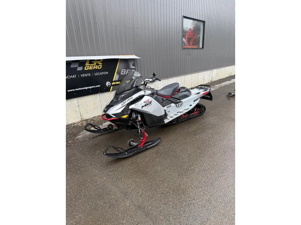Ski-Doo mxz xrs 850 / 137 2024