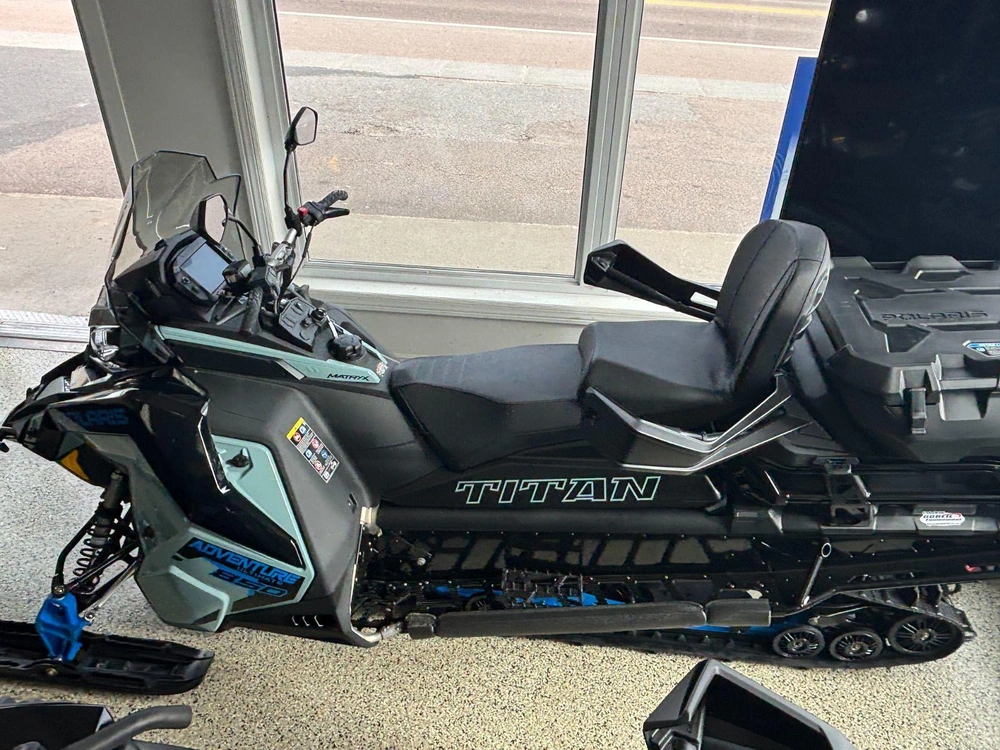 Polaris Polaris Titan Adventure 850 2026 alt