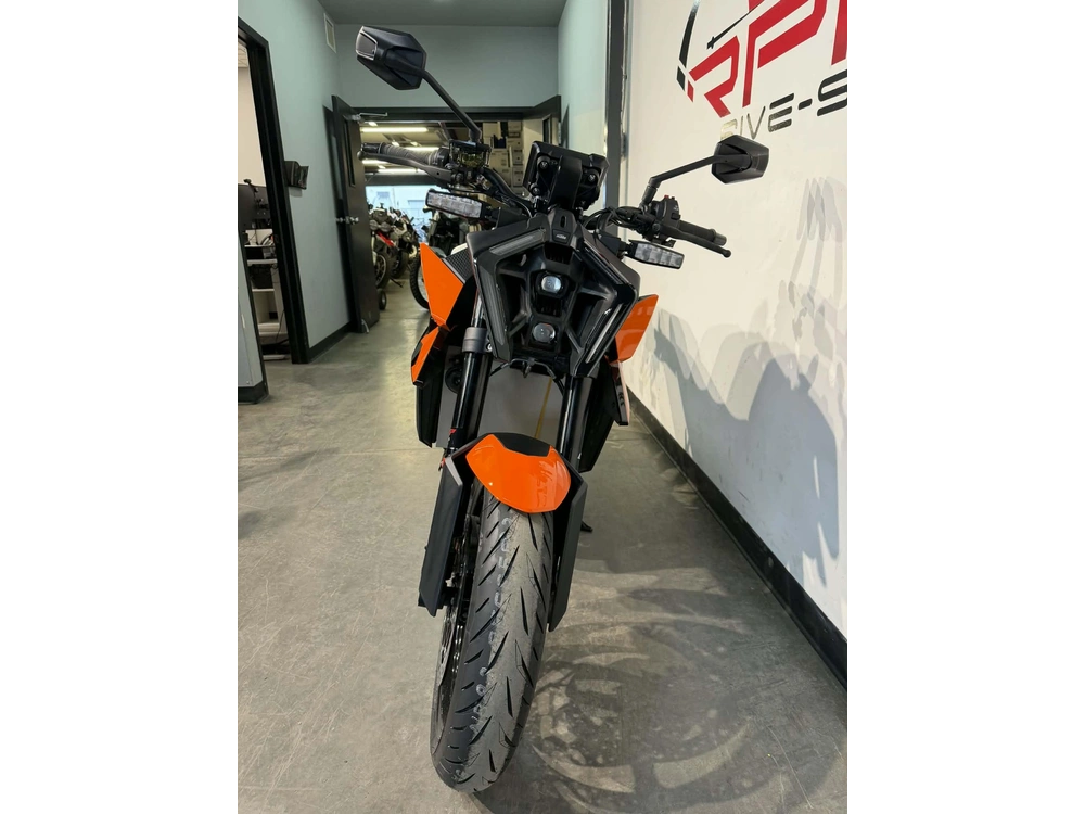 Ktm 990 Duke 2027 alt