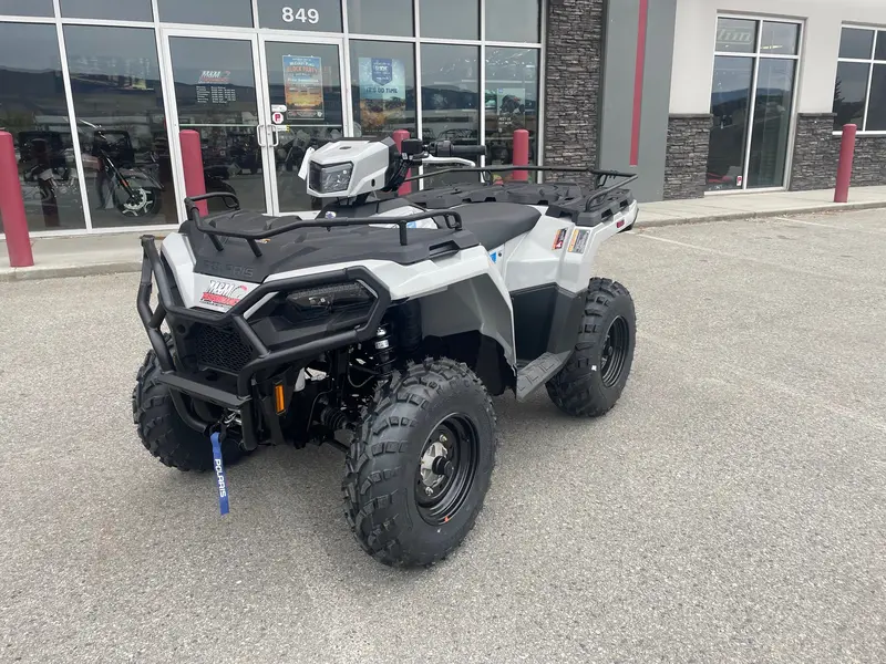 Polaris SPORTSMAN 570 EPS - GHOST GRAY 2026