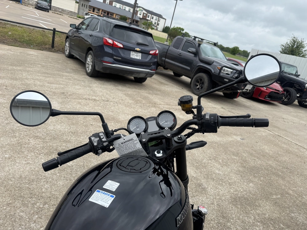 2026 Kawasaki Z900rs Abs alt