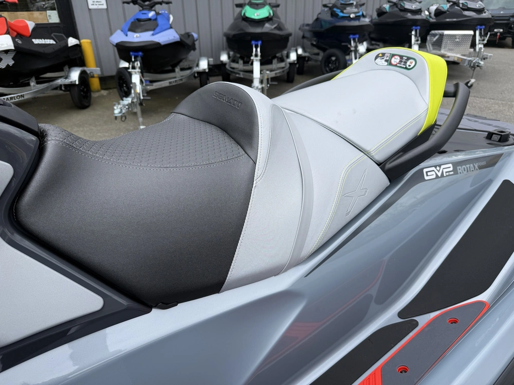 2026 Sea-doo Rxt-x 325 (sound System) alt