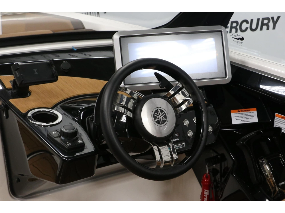 2024 Yamaha 222sd alt