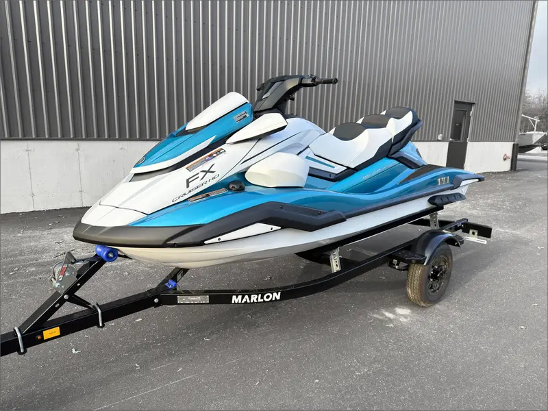2026 Yamaha FX Cruiser HO thumbnail 2