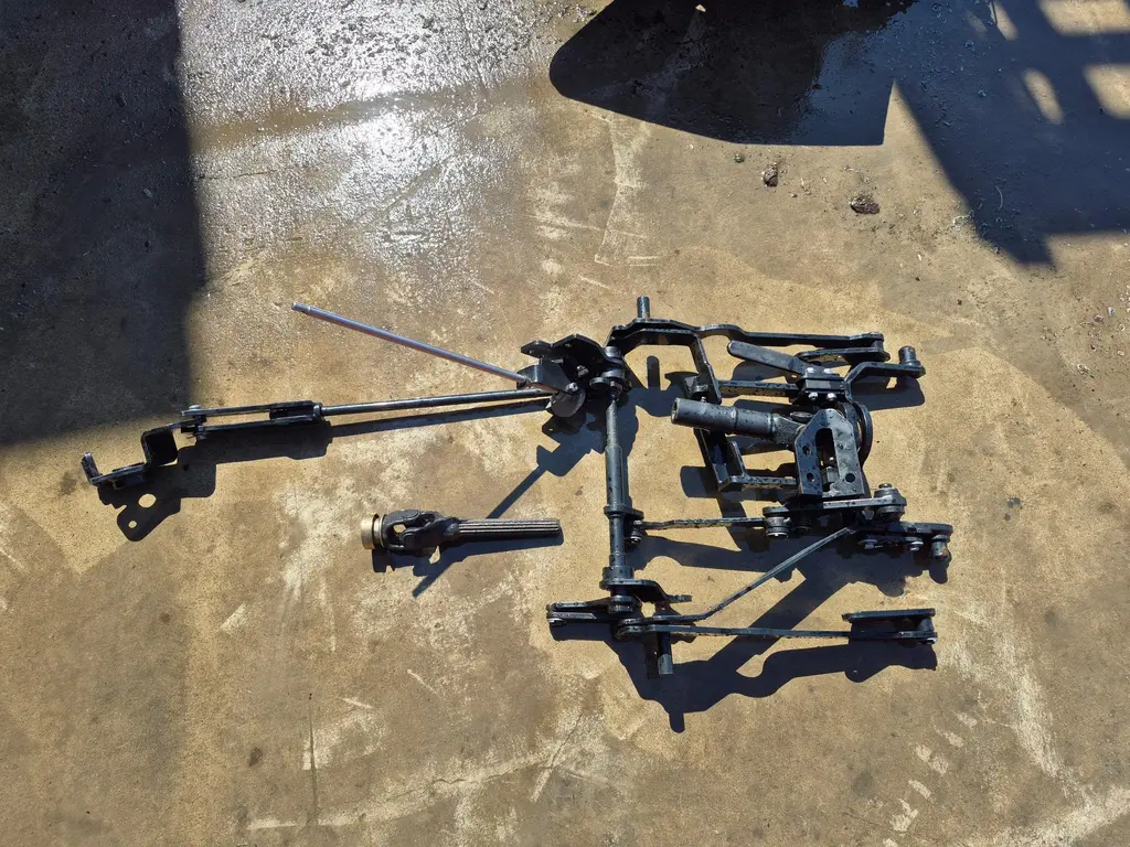 2025 Mahindra M1154