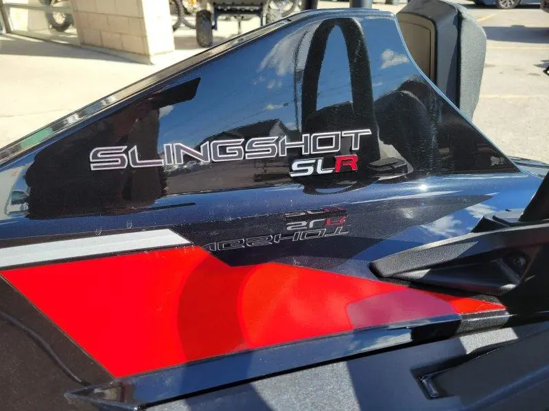 2024 Polaris SLINGSHOT thumbnail 9