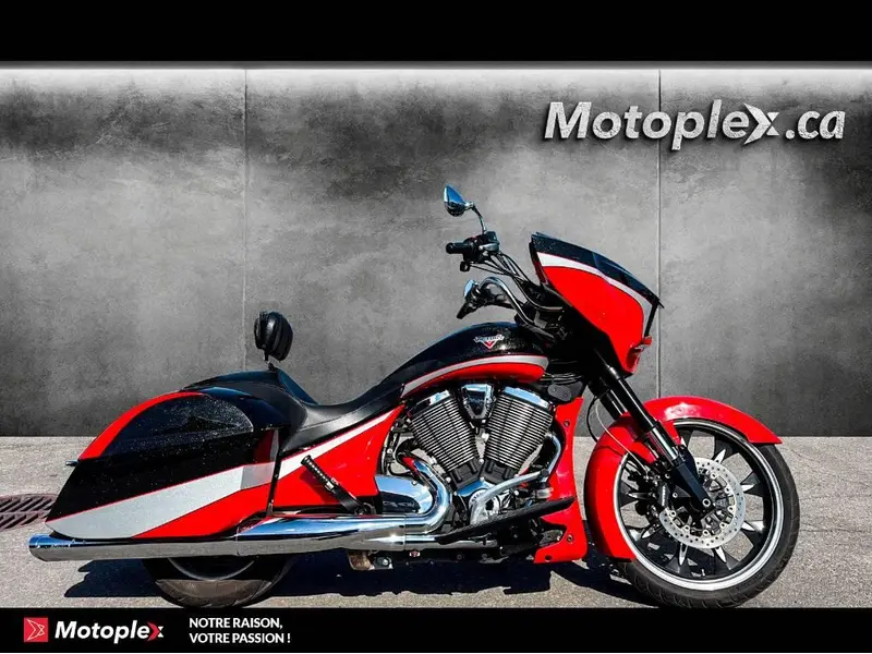 2016 Victory Motorcycles CROSS COUNTRY MAGNUM