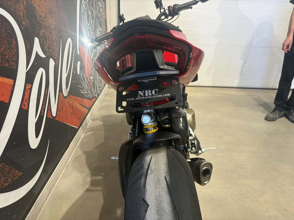 Ducati Streetfighter V4 2021 alt