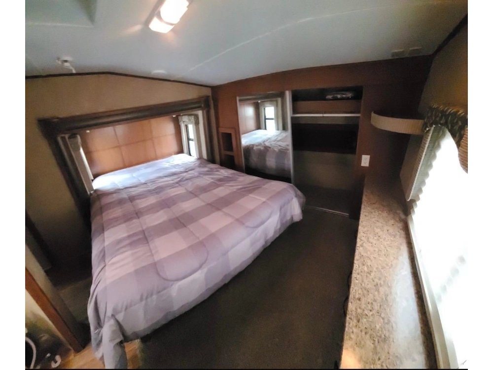 2011 Elkridge Elkridge 29 Rlsb alt