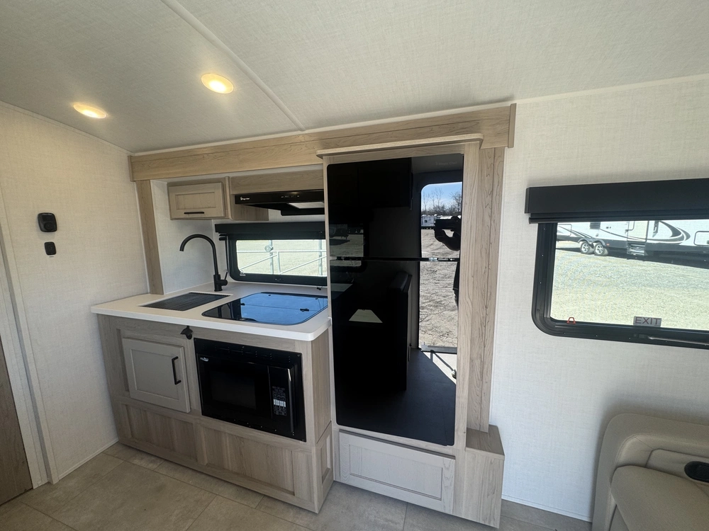 Forest River Rockwood Roo 19fds 2026 alt