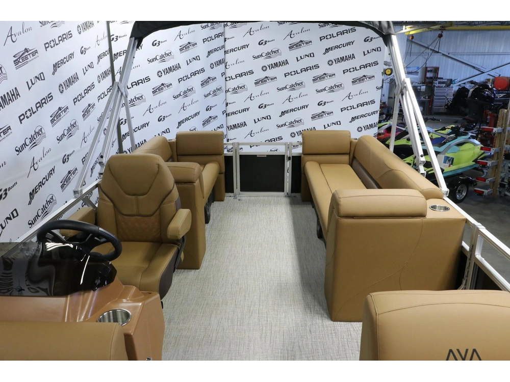 2026 Avalon Vls 2180 Quad Lounger + Yamaha 70 Hp alt