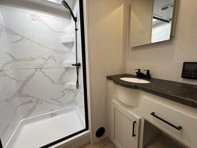 2026 Blackthorn 229RK