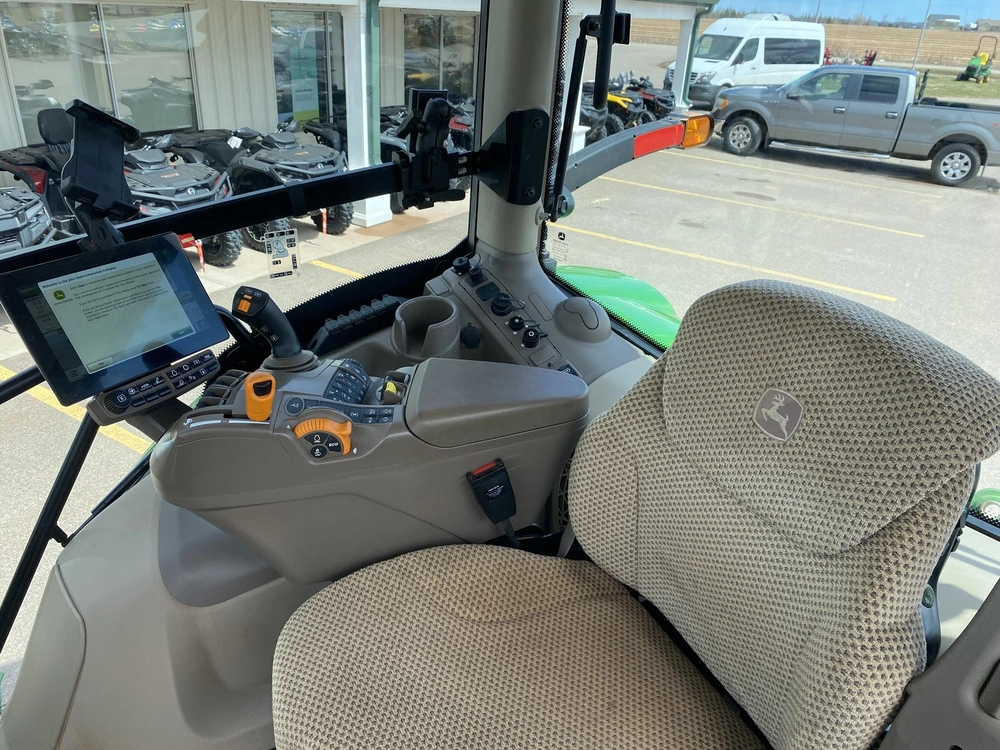 2023 John Deere 6r 175 alt