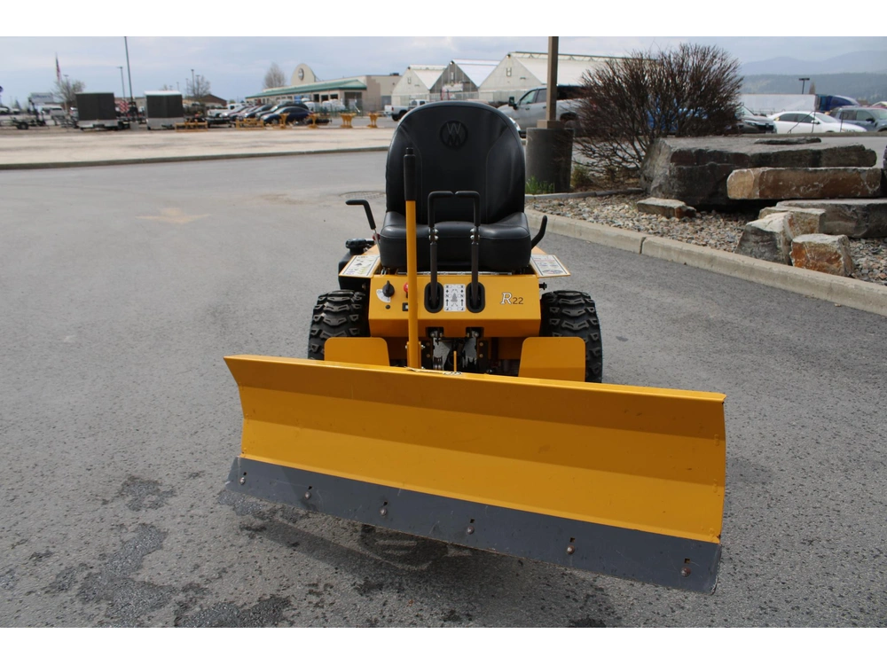 2025 Walker Model R alt