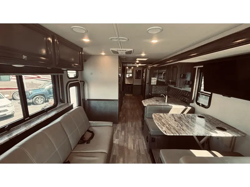 2019 Holiday Rambler ADMIRAL 32S thumbnail 8
