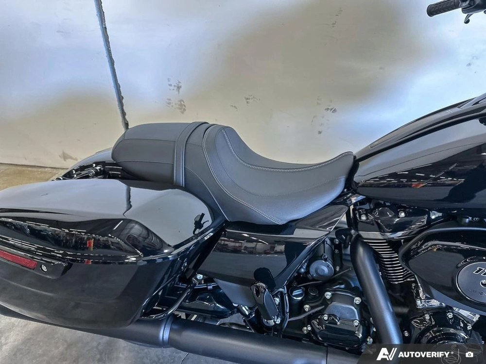 2026 Harley-davidson Road Glide alt
