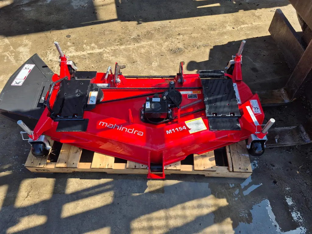 2025 Mahindra M1154