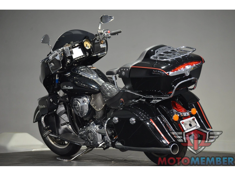 2017 Indian Motorcycle Roadmaster alt