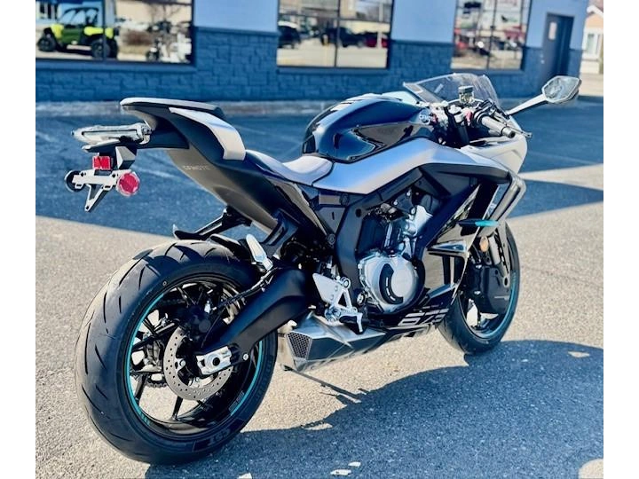 Cfmoto 675ss 2026 alt