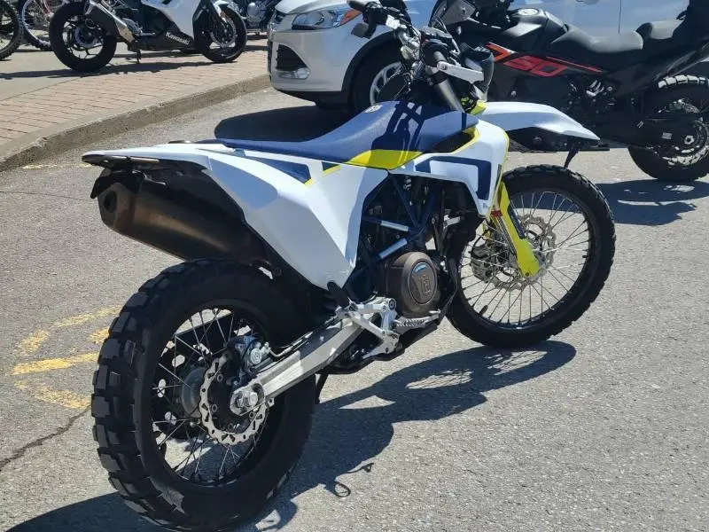 2022 Husqvarna 701 Enduro thumbnail 4