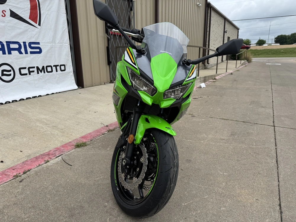 2026 Kawasaki Ninja® 650 Abs Abs alt