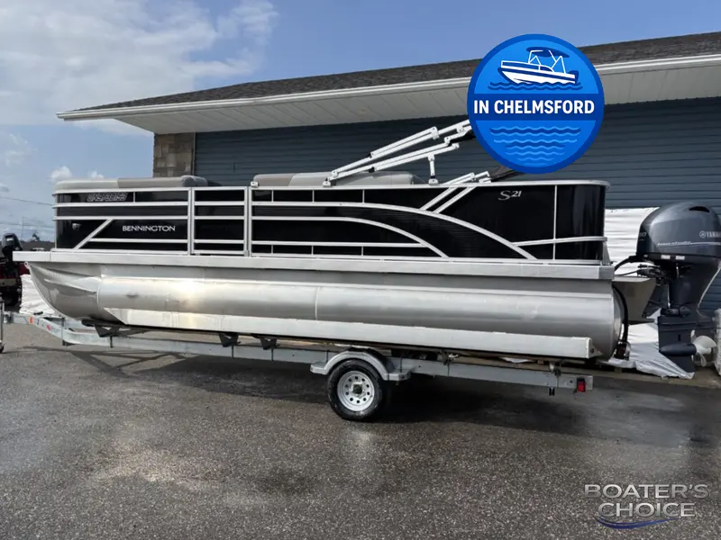 Bennington Marine 21S (Stern Fishing) Pontoon w/ Yamaha F90HP 2025