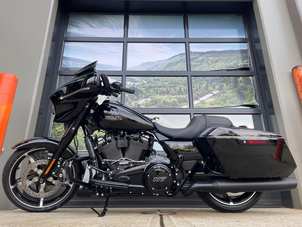 2026 Harley-davidson Flhx - Street Glide® alt