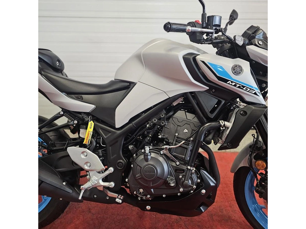 2026 Yamaha Mt-03 alt