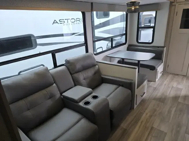 Astoria 3603LFP PLATINUM 2026