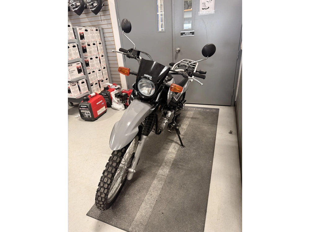 Yamaha Xt250 Xt 250 2024 alt