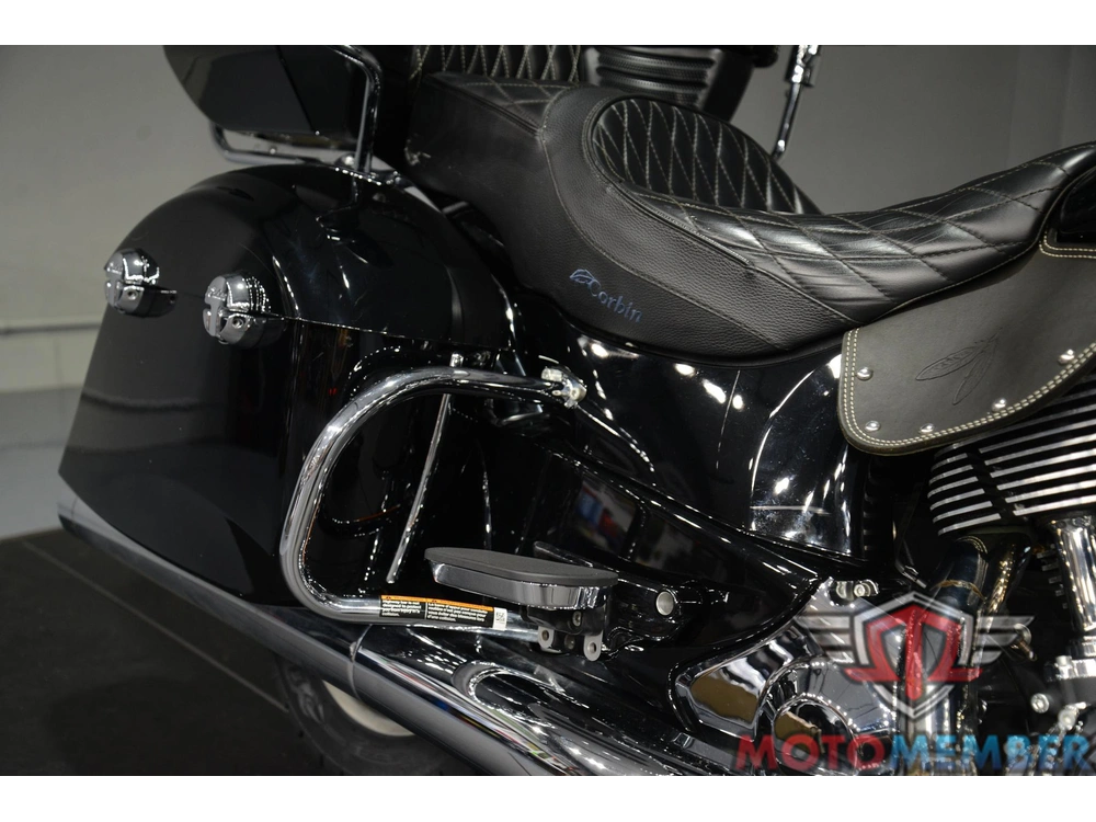 2017 Indian Motorcycle Roadmaster alt