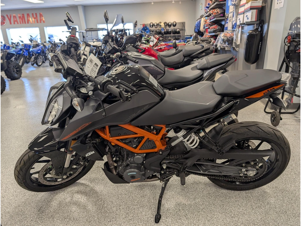 2023 Ktm Duke 390 alt
