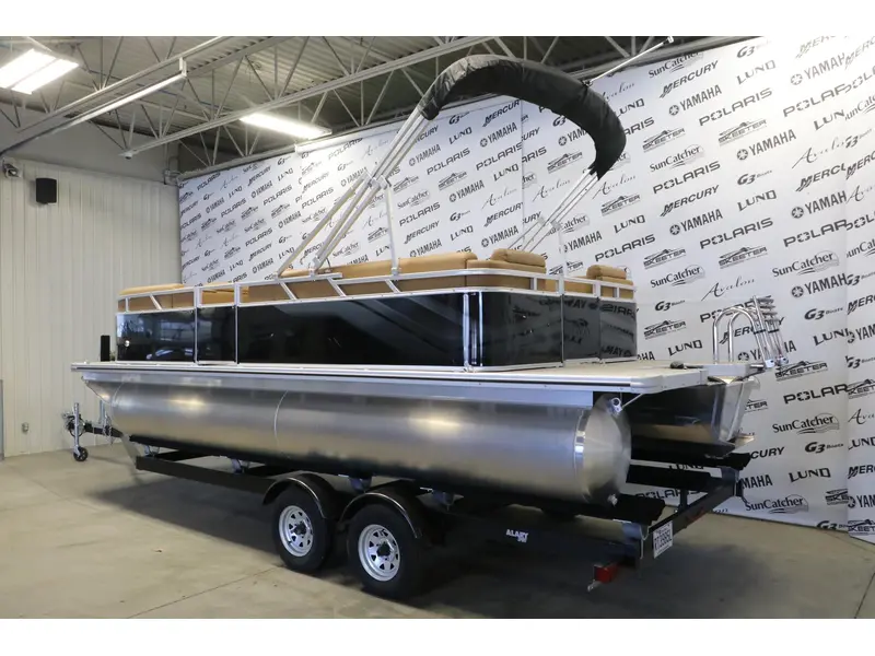 Avalon VLS 2180 QUAD LOUNGER + YAMAHA 70 HP 2026