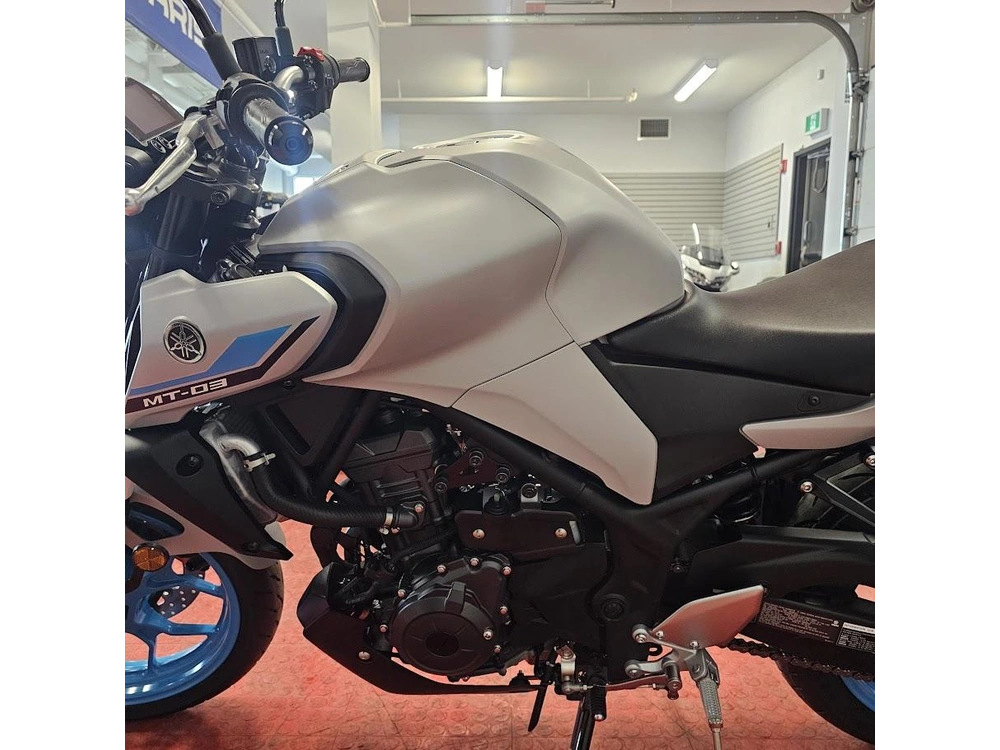 2026 Yamaha Mt-03 alt