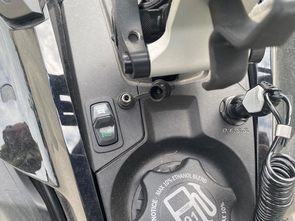 2022 Ski-doo Renegade X 900 Turbo R alt