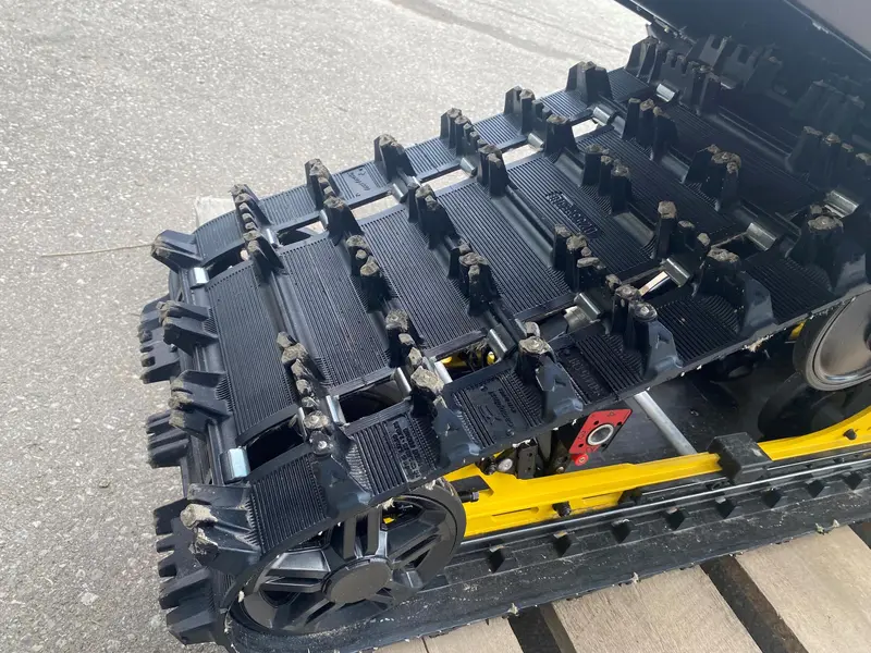 Ski-Doo MXZ XRS 850 E-Tec 137" 2026