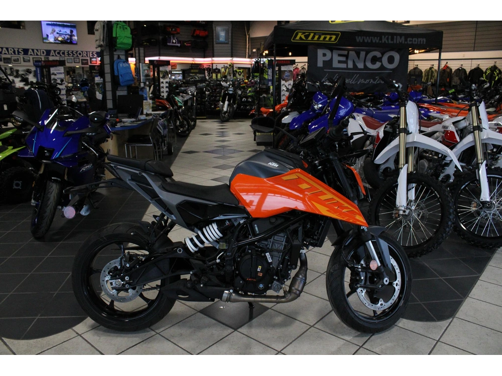 2024 Ktm 250 Duke Orange B.d. alt