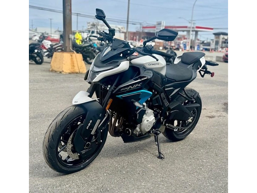 Cfmoto 675nk 2026 alt