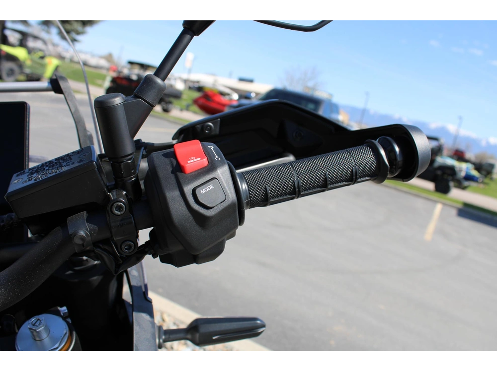 2026 Yamaha Tenere 700 alt