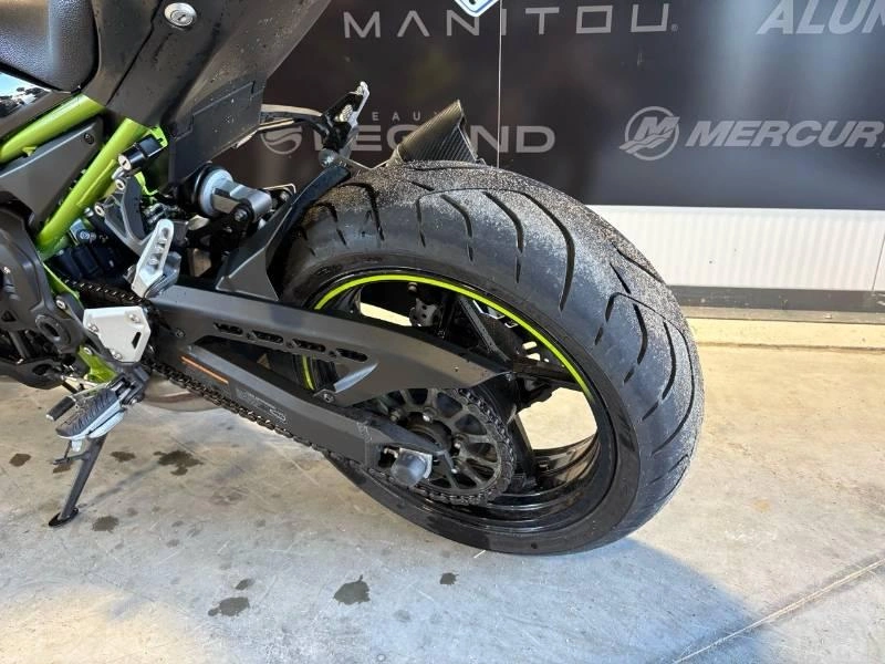 Kawasaki Z900 2022 alt