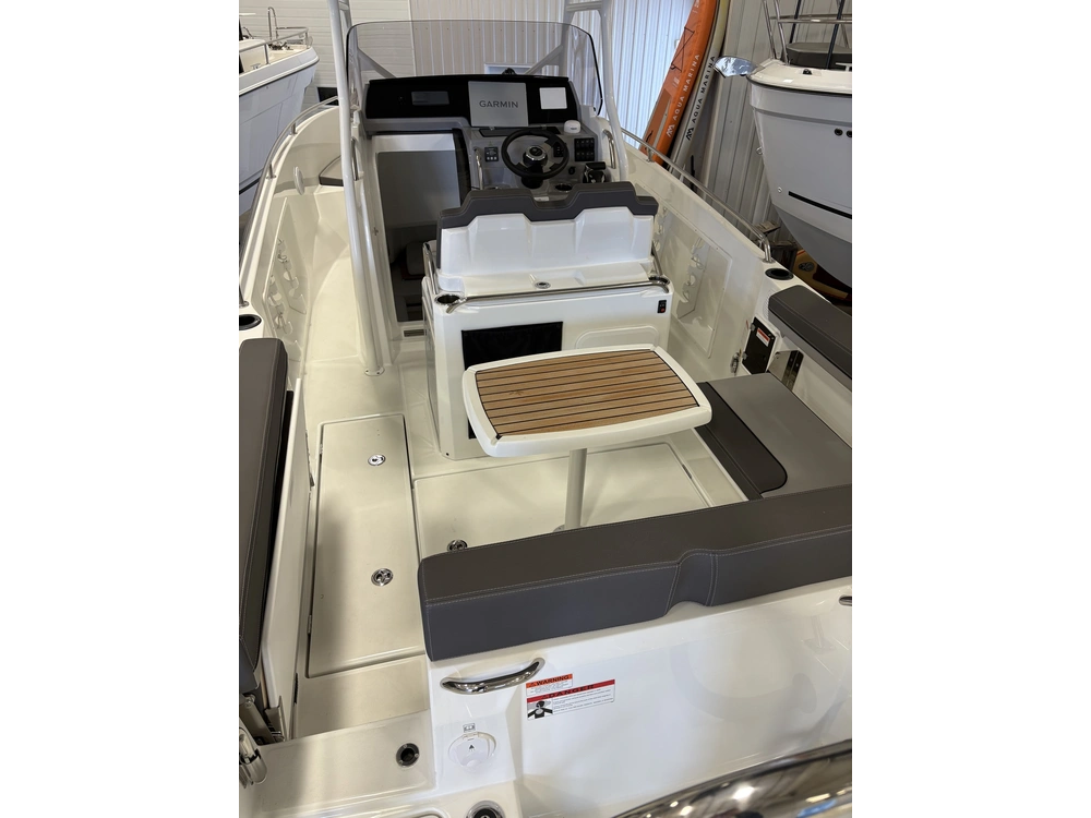 Jeanneau Leader 7.5 Cc - S3 2023 alt