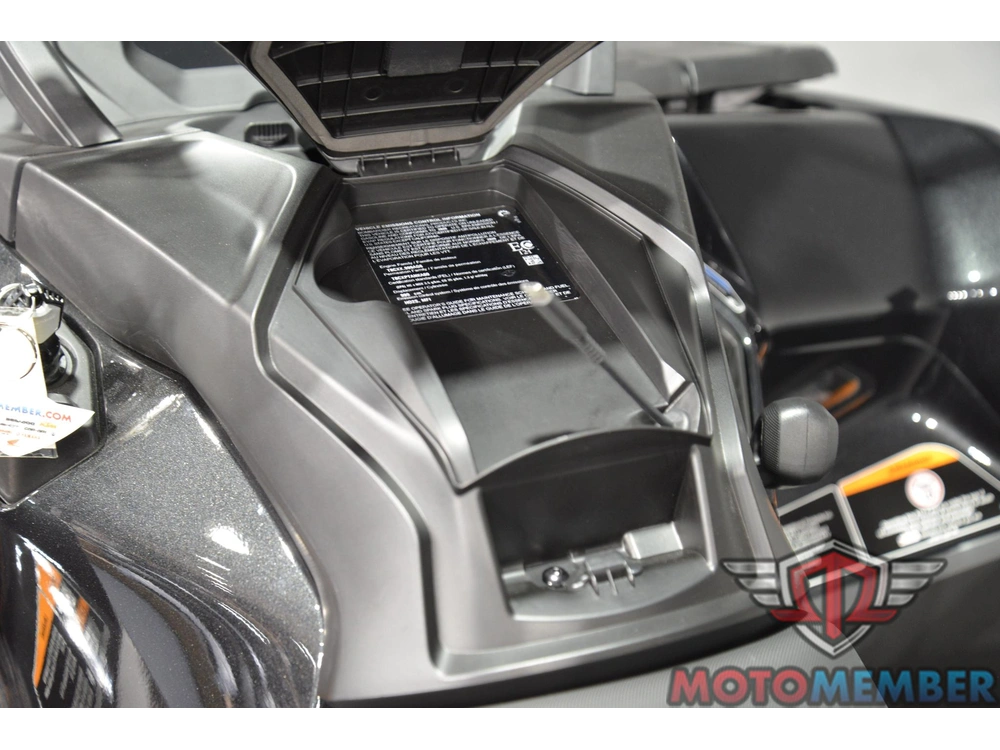 2026 Can-am Outlander Max 6x6 Backcountry 1000r Stealth Black alt
