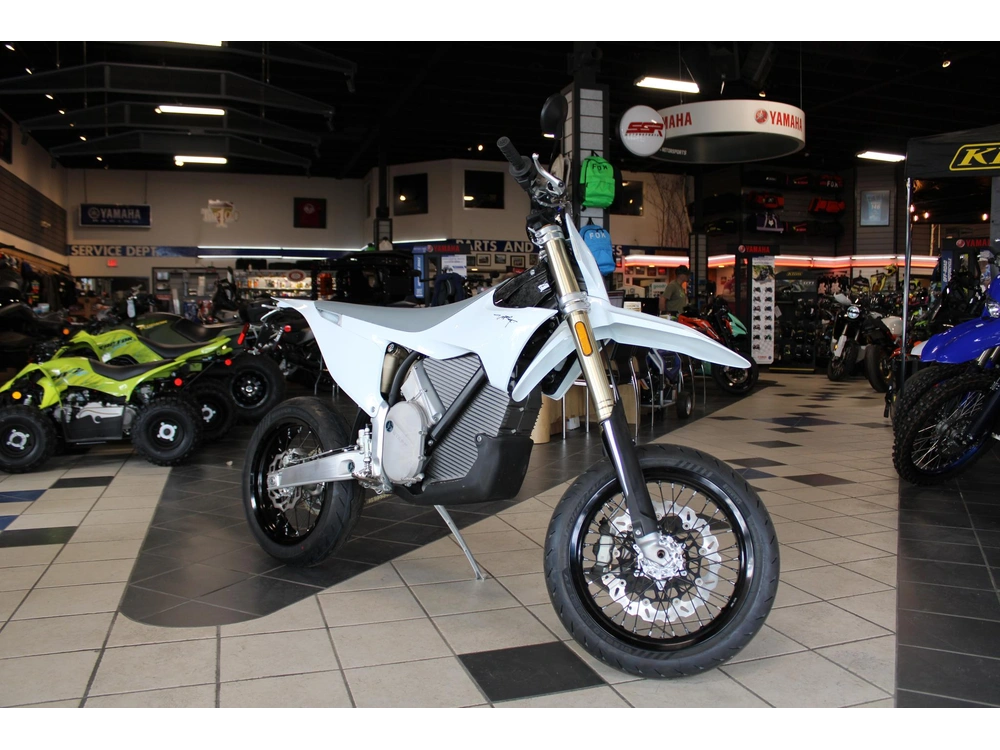 2026 Stark Future Varg Ex 80 Hp alt