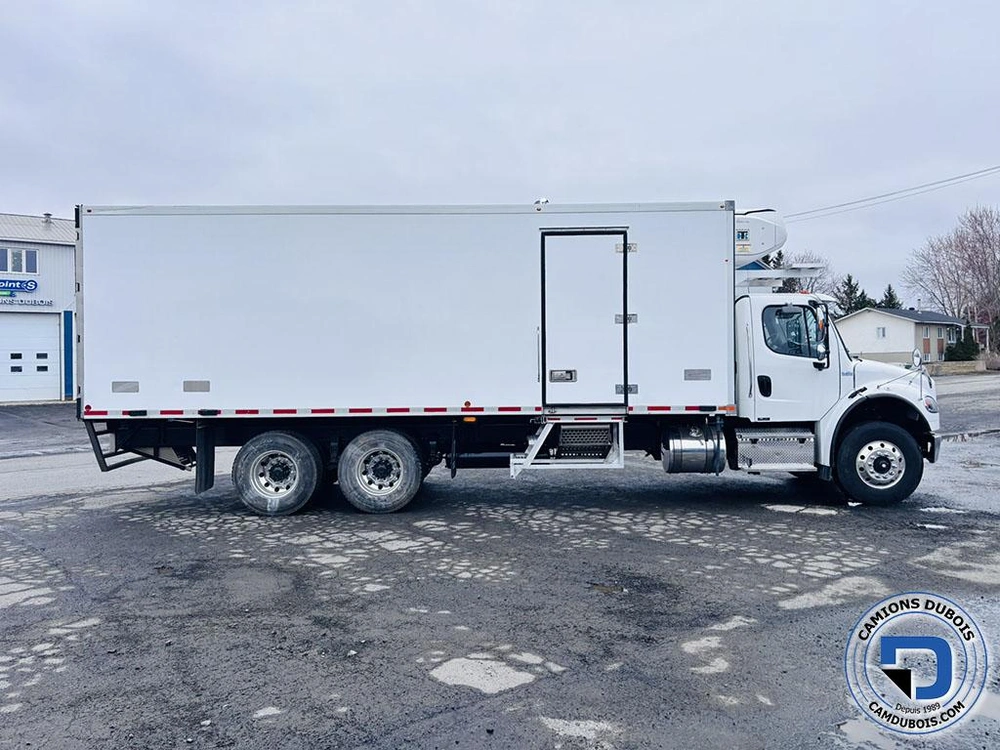 2019 Freightliner M2-106 alt