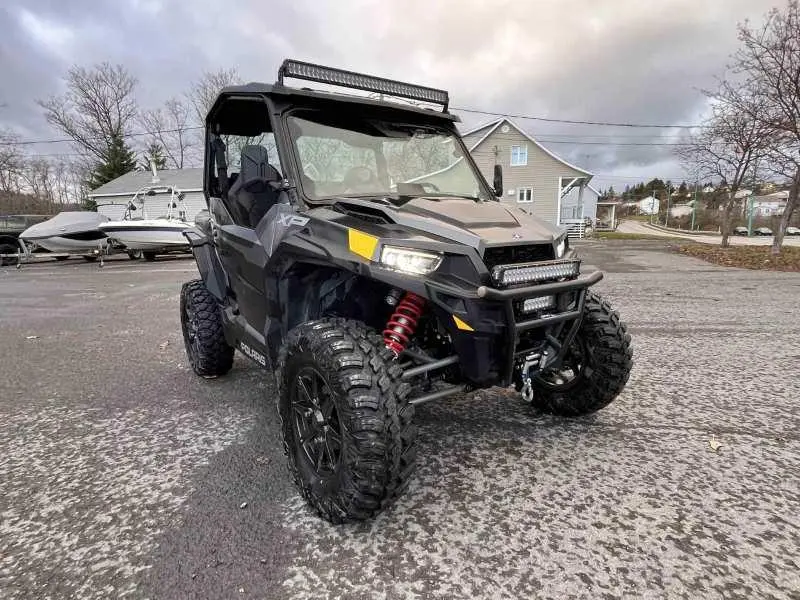 Polaris GENERAL XP 1000 DELUXE  2021