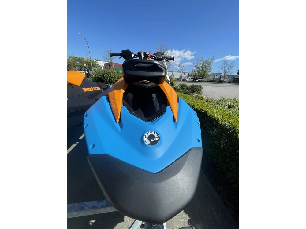 2026 Sea-doo Spark™ 1up Trixx 90 (sound System) alt