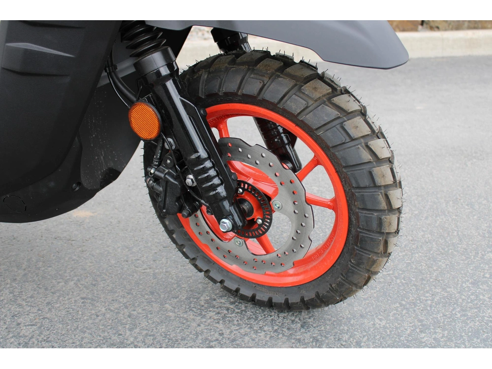 2024 Yamaha Zuma 125 alt