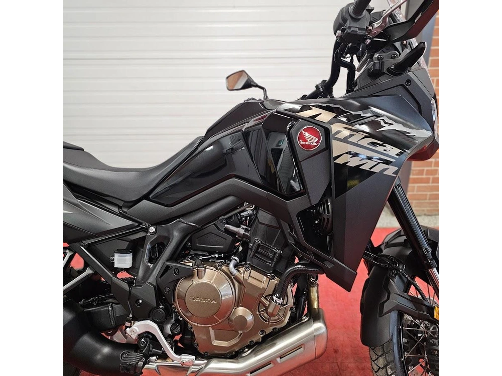 2026 Honda Africa Twin alt