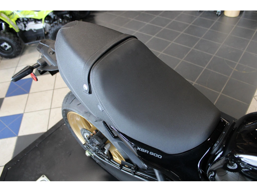2026 Yamaha Xsr900 alt